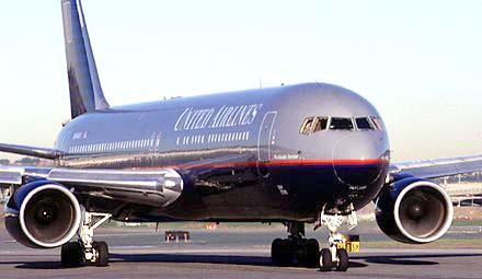 T�llaisella United Airlinesin Boeing 767:ll� terroristit lensiv�t p�in New Yorkin World Trade Centeri� 11. syyskuuta 2001.