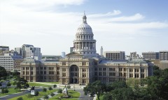 Texas sai Yhdysvaltain isoimman parlamenttitalon, rahoittajat saivat Villin l�nnen historian suurimman karjatilan.
